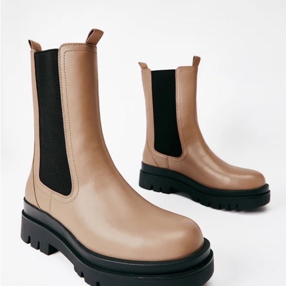 Tan Chelsea Boots